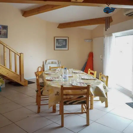Apartment Chemin Du Sourel Vias