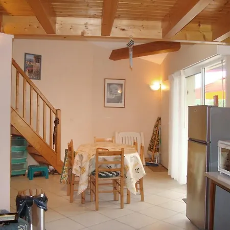 Apartment Chemin Du Sourel